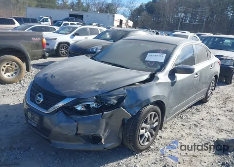 2018 Nissan Altima 2.5 S z USA, uszkodzony, nr VIN 1N4AL3APXJC238226